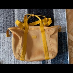 Like New - Dagne Dover Air Mesh XL Landon Carry All